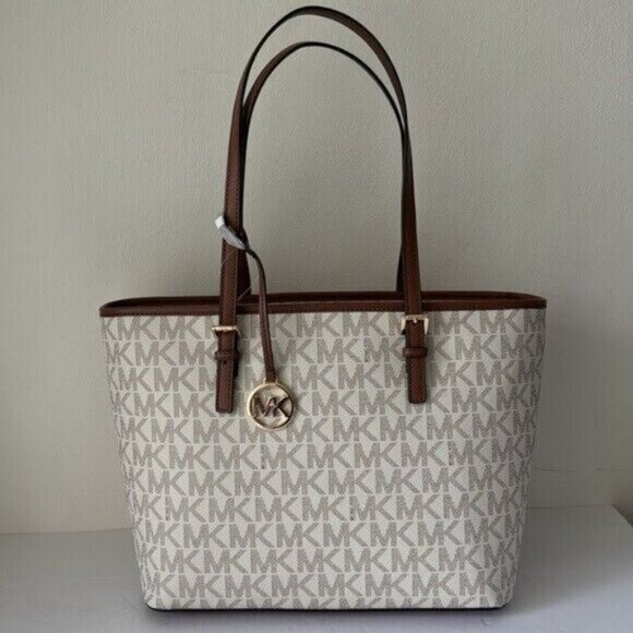 Michael Kors Jet Set Vanilla Luggage Tote Carry All Shoulder Handbag Logo Charm - Picture 8 of 13